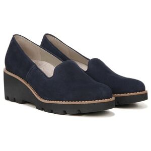 Vionic Women's Willa Wedge Slip On Navy Suede Size 6
NWOB